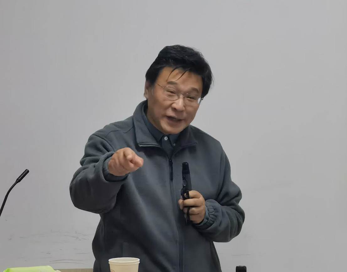 胡
